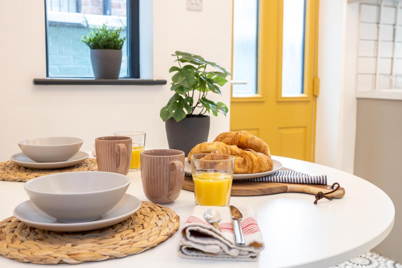Stunning Scandi 3 Bed House In Manchester-Parking Villa Exterior foto